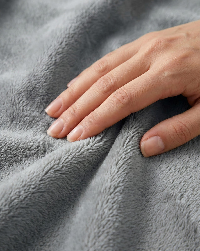 Flannel Fleece Blanket 300GSM – Image 4